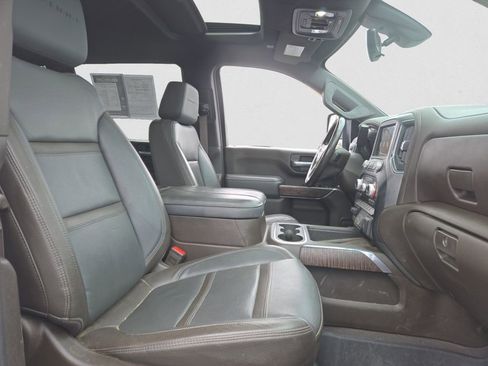 Used 2023 GMC Sierra 3500 Denali w/ Denali Ultimate Package image 17