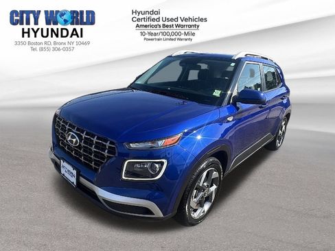 Used 2025 Hyundai Venue Limited FWD image 1