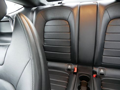 Used 2020 Mercedes-Benz C 300 4MATIC Coupe image 17