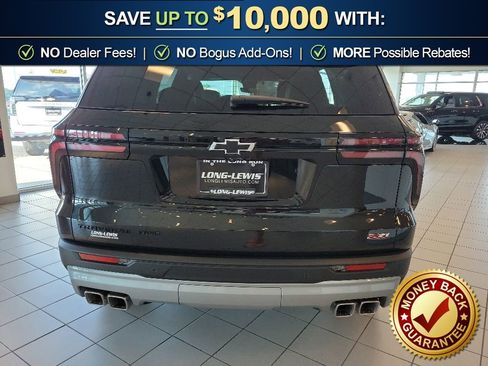 New 2026 Chevrolet Traverse Z71 w/ Driver Confidence Package AWD/4WD image 7