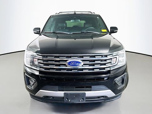 Used 2018 Ford Expedition XLT w/ Equipment Group 202A image 2