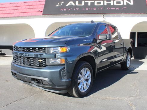 Used 2021 Chevrolet Silverado 1500 Custom image 2