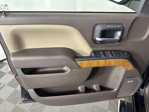 Used 2018 GMC Sierra 1500 SLT image 11