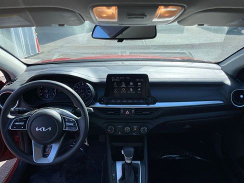 Used 2023 Kia Forte LXS image 17