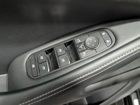 Used 2023 INFINITI QX60 Luxe w/ Cargo Package AWD/4WD image 16