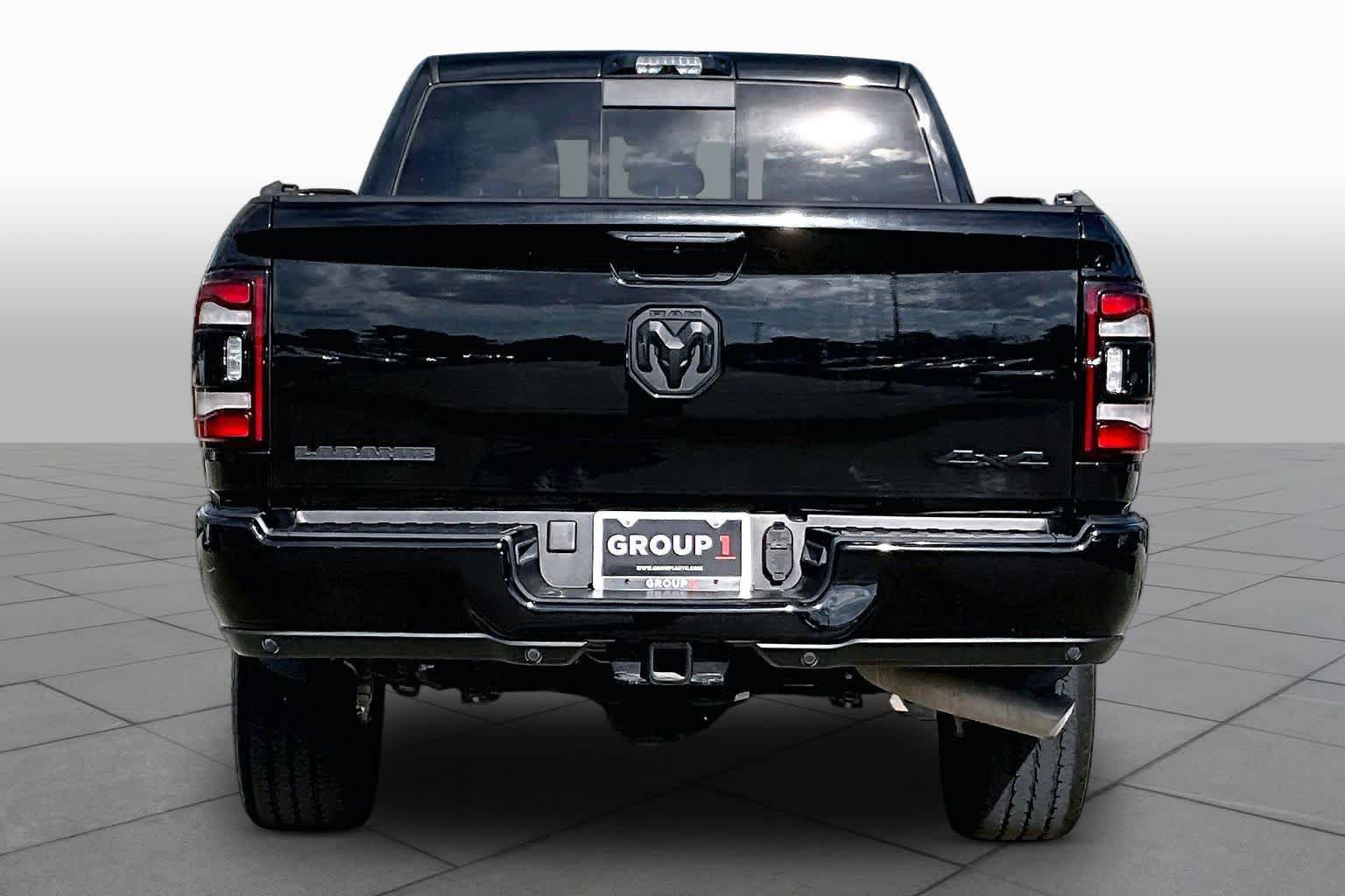 Used 2024 RAM 2500 Laramie w/ Night Edition AWD/4WD image 5