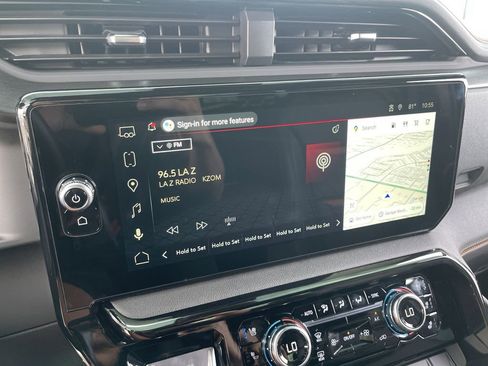 Used 2025 GMC Sierra 1500 AT4 image 13