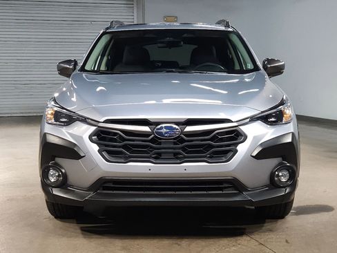 Used 2024 Subaru Crosstrek 2.0i Premium image 2