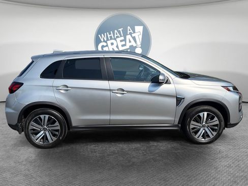 Used 2024 Mitsubishi Outlander Sport SE AWD/4WD image 2