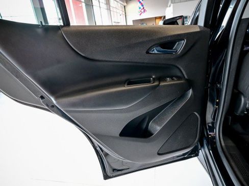 Used 2019 Chevrolet Equinox LT FWD image 19