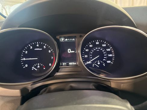 Used 2017 Hyundai Santa Fe SE image 21