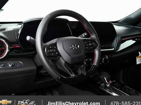 New 2026 Chevrolet Trax RS w/ Sunroof Package image 4