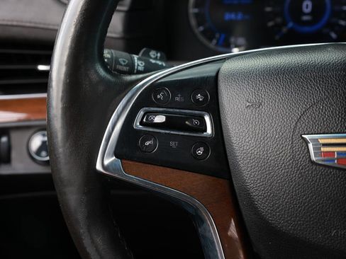 Used 2016 Cadillac Escalade ESV Luxury RWD image 33