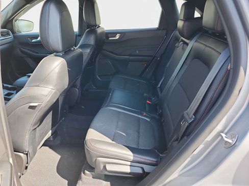 Used 2023 Ford Escape ST-Line w/ Tech Pack #1 AWD/4WD image 15
