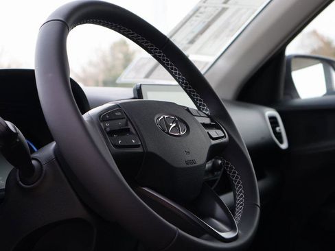 New 2026 Hyundai Venue SEL image 25