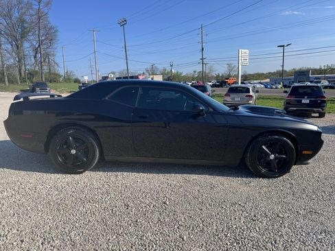 Used 2012 Dodge Challenger R/T image 7