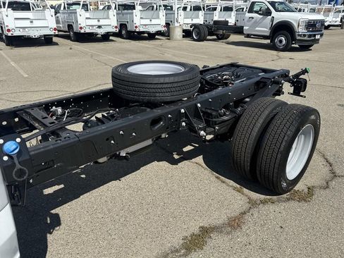 New 2026 Ford F550 2WD Supercab Super Duty w/ XLT Value Package image 22