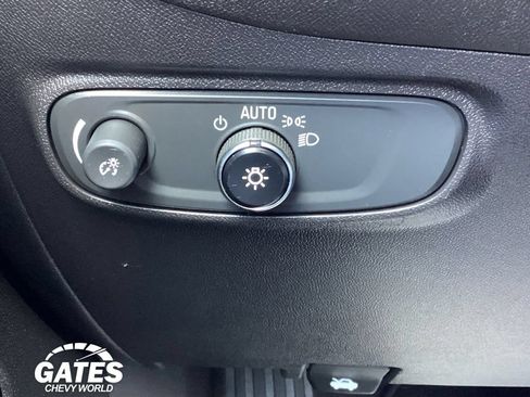 Used 2023 Chevrolet Equinox LT AWD/4WD image 23