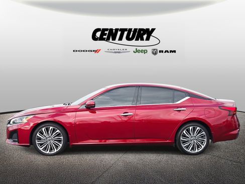 Used 2024 Nissan Altima 2.5 SL image 7