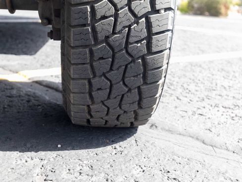 Used 2004 Dodge Ram 2500 Truck SLT w/ Trailer Tow Group image 32