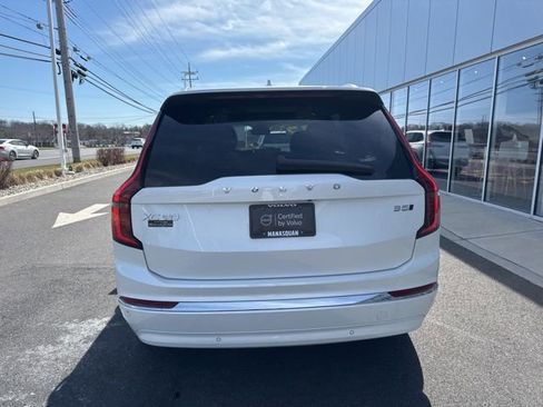 Certified 2025 Volvo XC90 B5 Plus image 4
