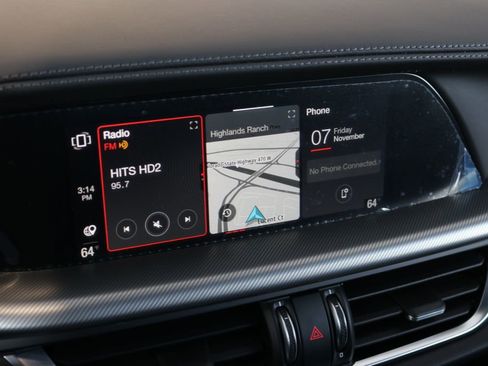 New 2025 Alfa Romeo Stelvio Sprint image 48