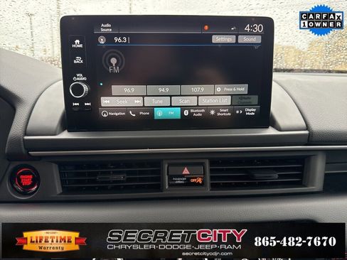 Used 2025 Honda Pilot Black Edition image 36