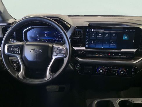 Used 2025 Chevrolet Silverado 1500 RST AWD/4WD image 16
