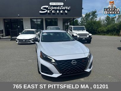 Used 2023 Nissan Altima 2.5 SR