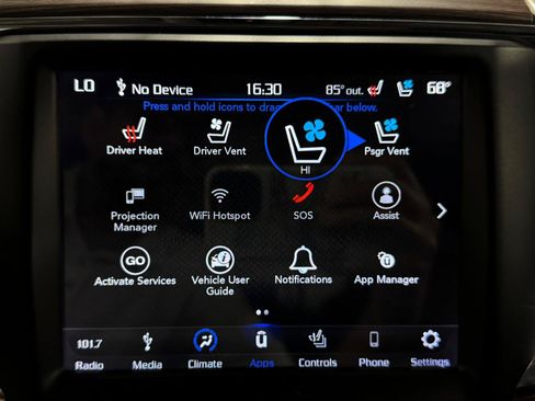 Used 2018 RAM 2500 Laramie w/ Convenience Group AWD/4WD image 17