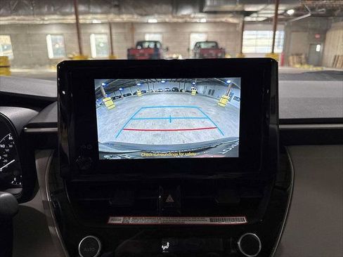 Certified 2025 Toyota Corolla LE image 23