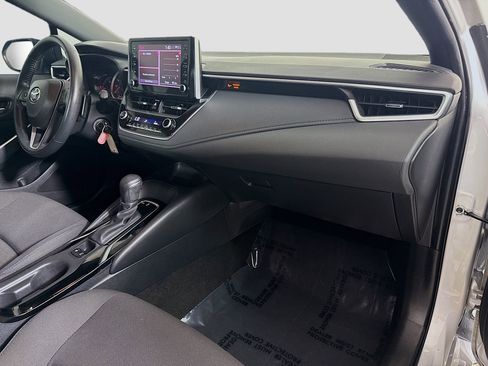 Used 2020 Toyota Corolla SE FWD image 30