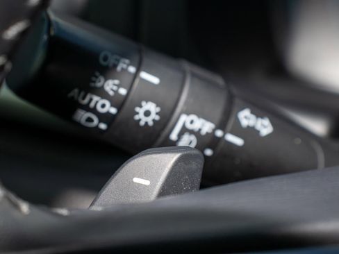 Certified 2018 Honda Odyssey Touring image 30