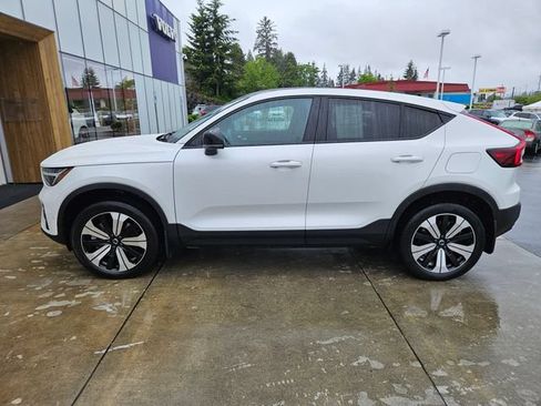 Certified 2023 Volvo C40 P8 Recharge Plus w/ Protection Package Premier AWD/4WD image 8