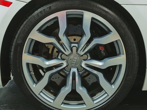 Used 2014 Audi R8 V10 AWD/4WD image 52