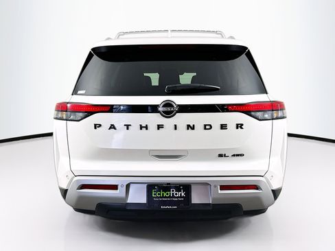 Used 2023 Nissan Pathfinder SL w/ Lighting Package (N92) AWD/4WD image 7