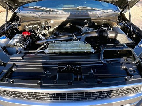 Used 2019 Ford F150 Platinum image 9