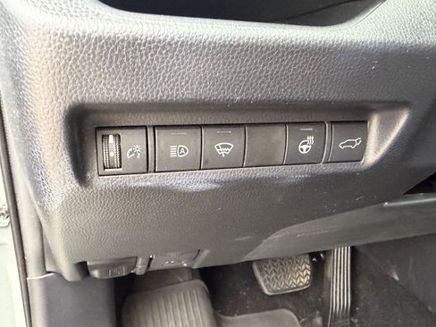 Used 2021 Toyota RAV4 TRD Off-Road w/ TRD Off-Road Weather Package AWD/4WD image 32
