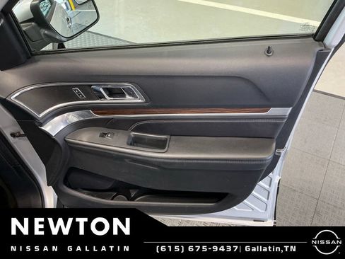 Used 2016 Ford Explorer Limited AWD/4WD image 48