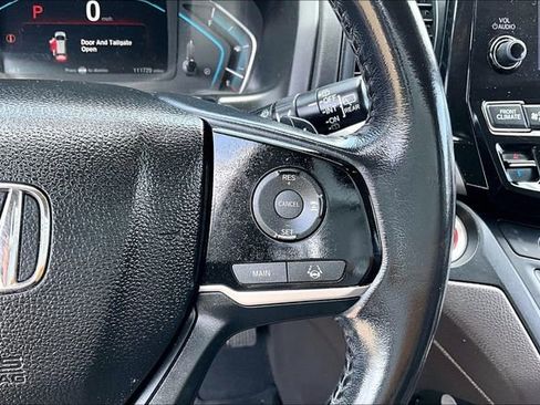 Used 2018 Honda Odyssey EX-L image 11