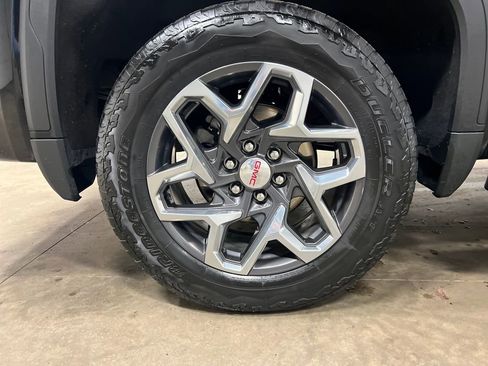 Certified 2023 GMC Sierra 1500 SLT w/ SLT Premium Package image 10