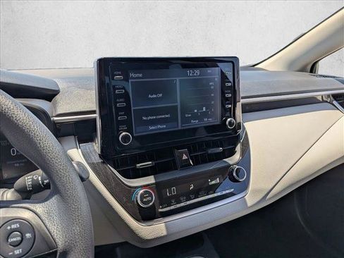 Used 2020 Toyota Corolla LE w/ Carpet Mat Package (TMS) FWD image 13