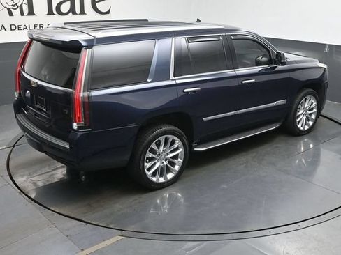 Used 2020 Cadillac Escalade Luxury AWD/4WD image 41