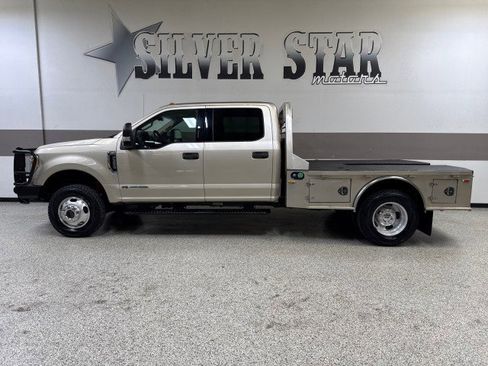 Used 2017 Ford F350 XLT w/ XLT Value Package image 5