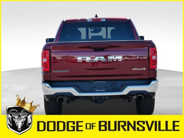 Used 2025 RAM 1500 Laramie AWD/4WD image 7