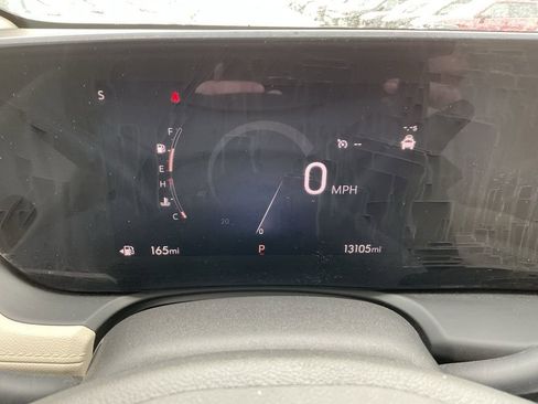 Used 2024 Buick Encore GX Avenir w/ Avenir Convenience Package FWD image 12
