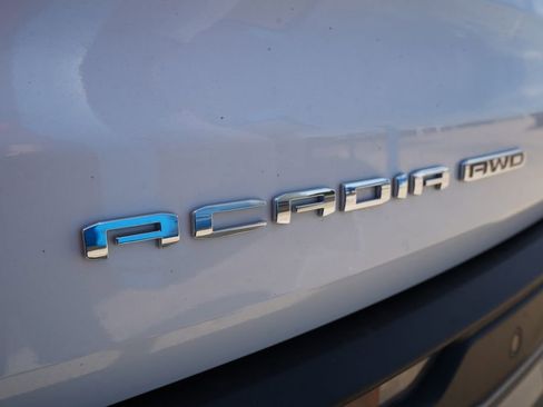 Used 2026 GMC Acadia Elevation w/ Elevation Premium Package AWD/4WD image 6