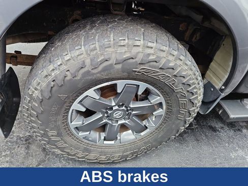 Used 2018 Nissan Frontier PRO-4X image 6