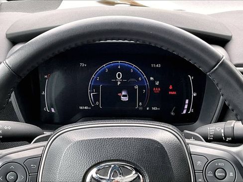 Used 2025 Toyota Corolla XSE FWD image 13