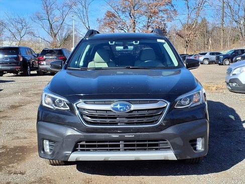 Used 2022 Subaru Outback Limited image 2